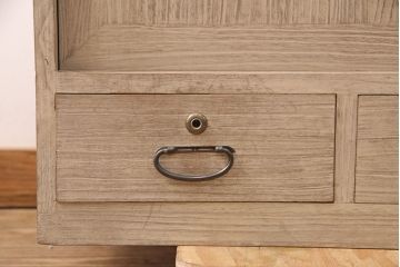 アンティーク家具　昭和初期　明るい色味で上品な雰囲気を醸しだす桐箪笥ローボード(リビングボード、収納棚、テレビ台、テレビボード、桐たんす)(R-051340)