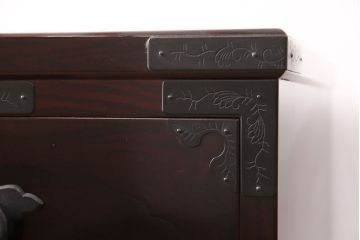 中古　美品　二本松伝統家具　田中家具　ケヤキ・桐材　気品ある佇まいが魅力的な衣装箪笥(和タンス、引き出し)(R-051350)