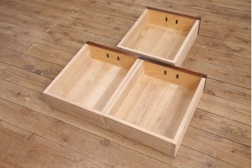 中古　美品　岩谷堂箪笥　菊幸作　上質な和の空間を演出するローボード(テレビボード、テレビ台、リビングボード、収納棚)(R-051355)