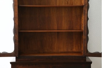 和製ヴィンテージ　国産職人手作り　手造り民芸家具　ガラス扉のデザインがおしゃれなキャビネット　(R-051362)