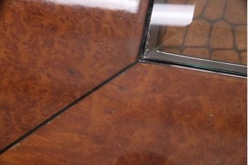 中古　GUCCI(グッチ)　Formitalia(フォルミタリア)　希少品!エレガントな雰囲気を醸し出すセンターテーブル(ローテーブル、机)(定価約80万円)(R-051363)