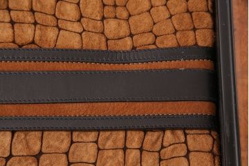 中古　GUCCI(グッチ)　Formitalia(フォルミタリア)　希少品!エレガントな雰囲気を醸し出すセンターテーブル(ローテーブル、机)(定価約80万円)(R-051363)