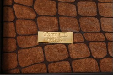 中古　GUCCI(グッチ)　Formitalia(フォルミタリア)　希少品!エレガントな雰囲気を醸し出すセンターテーブル(ローテーブル、机)(定価約80万円)(R-051363)