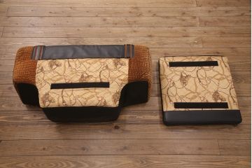 中古　GUCCI(グッチ)　Formitalia(フォルミタリア)　希少品!エレガントな雰囲気を醸し出す本革製のソファ(1人掛け、アームチェア)(定価約90万円)(R-051364)