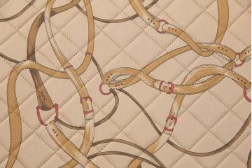 中古　GUCCI(グッチ)　Formitalia(フォルミタリア)　希少品!エレガントな雰囲気を醸し出す本革製のオットマン(1人掛けソファ、椅子、スツール)(定価約44万円)(R-051366)