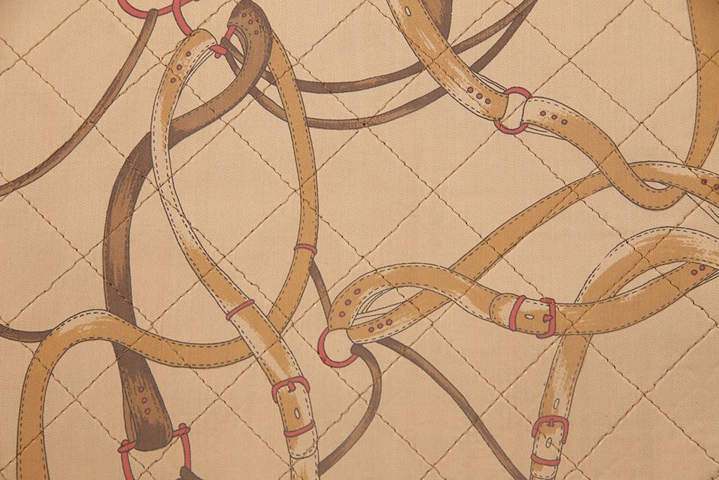 中古 GUCCI(グッチ) Formitalia(フォルミタリア) 希少品!エレガントな雰囲気を醸し出す本革ソファ(二人掛け、アームソファ)(定価約240万円)(R-051368)