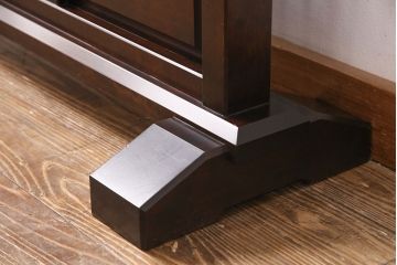 中古　北海道民芸家具　絶版品 シックな佇まいの衝立て(つい立て、パーテーション)(定価約13万円)(R-051370)