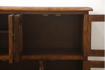 中古　九州民芸家具　樺桜(カバザクラ)の赤みがかった木肌が美しいサイドボード(収納棚、食器棚、キャビネット)(R-051371)