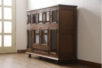 中古　九州民芸家具　樺桜(カバザクラ)の赤みがかった木肌が美しいサイドボード(収納棚、食器棚、キャビネット)(R-051371)