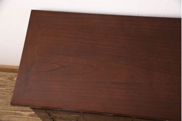中古　民芸家具　李朝デザイン　アジアンな雰囲気作りに活躍する収納棚(定価約14万円)(書棚、サイドボード、キャビネット)(R-051372)