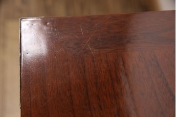 中古　民芸家具　李朝デザイン　アジアンな雰囲気作りに活躍する収納棚(定価約14万円)(書棚、サイドボード、キャビネット)(R-051372)