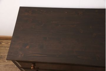 中古　松本民芸家具　天板リメイク　和・洋問わずに取り入れやすいシンプルなローチェスト(衣装箪笥、整理箪笥、引き出し)(R-051380)
