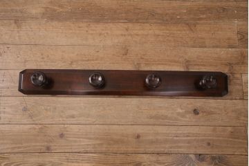 中古　北海道民芸家具　和洋問わずに取り入れられるシンプルな壁掛けフック(ウォールフック)(R-051381)