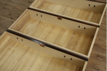 中古　美品　岩谷堂箪笥　上質な和の空間づくりに活躍する衣装箪笥　(R-051382)