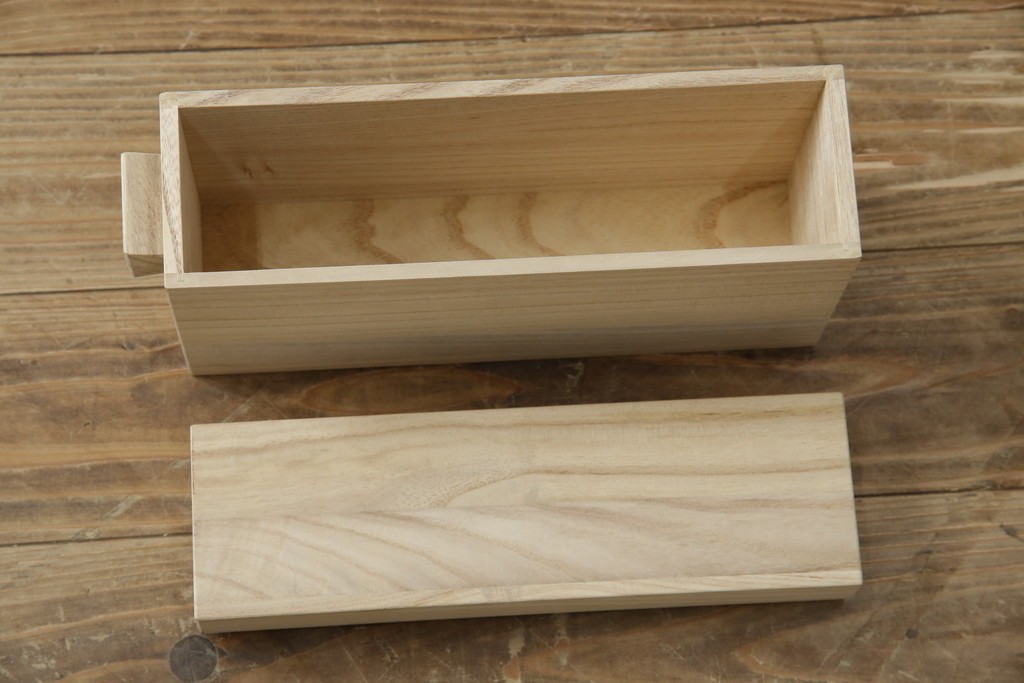 中古　美品　岩谷堂箪笥　上質な和の空間づくりに活躍する衣装箪笥　(R-051382)