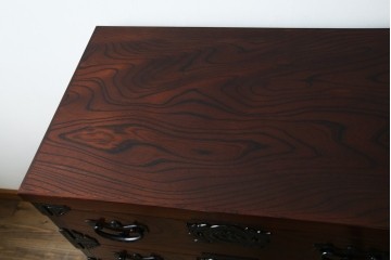 中古　美品　岩谷堂箪笥　上質な和の空間づくりに活躍する衣装箪笥　(R-051382)