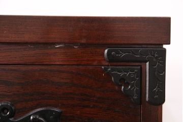 中古　美品　岩谷堂箪笥　上質な和の空間づくりに活躍する衣装箪笥(整理箪笥、収納箪笥、和タンス、引き出し)(R-051382)