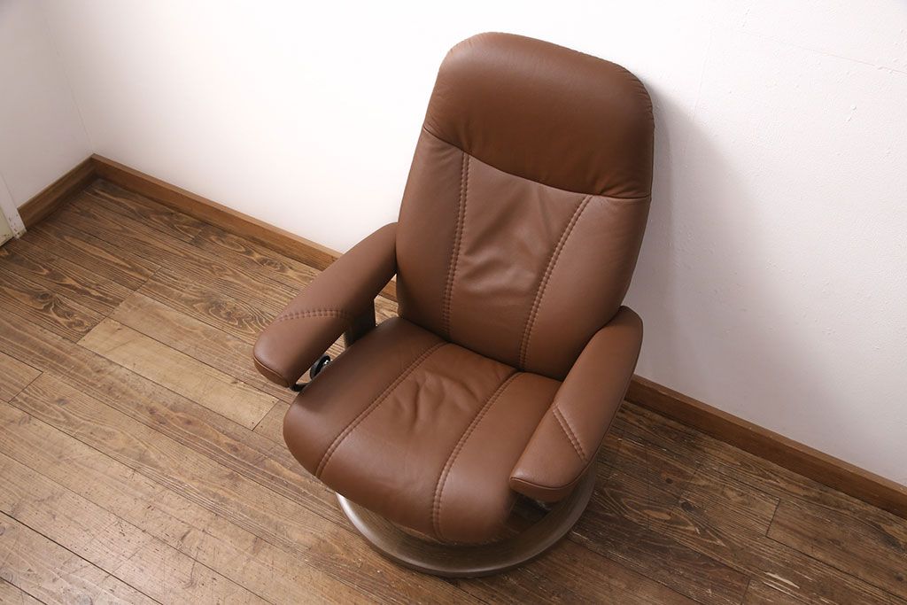 中古 展示美品 2019年製 本革 EKORNES(エコーネス) コンサルシリーズ Sサイズ オットマン付きストレスレスチェア(リクライニングチェア、一人掛けソファ、アームチェア)(定価約22万円)(R-051383)