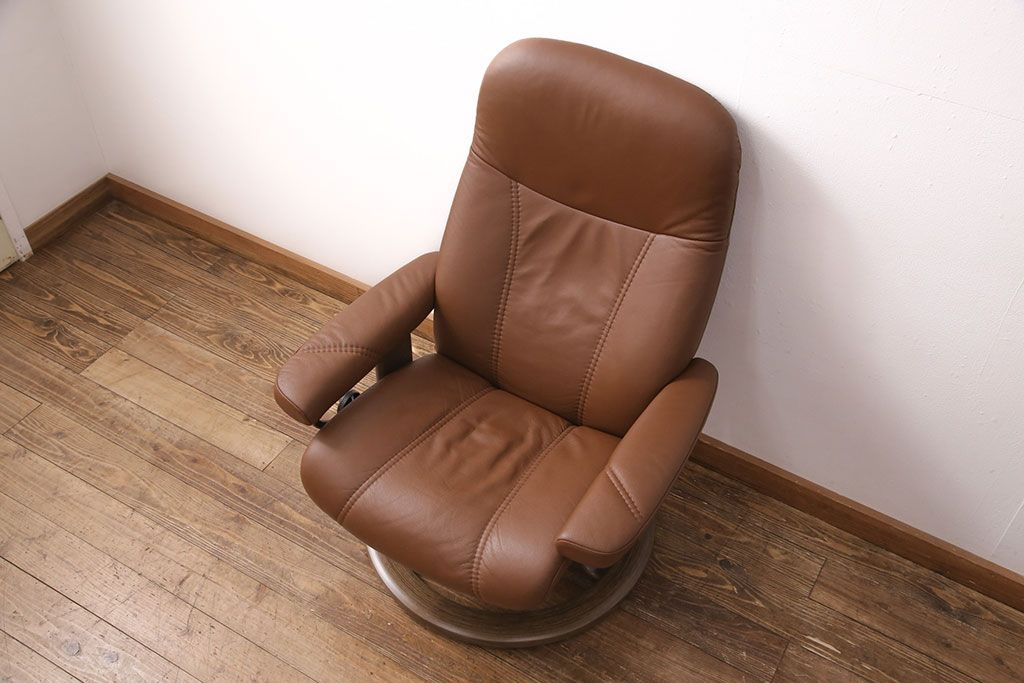 中古 展示美品 2019年製 本革 EKORNES(エコーネス) コンサルシリーズ Mサイズ オットマン付きストレスレスチェア(リクライニングチェア、一人掛けソファ、アームチェア)(定価約23万円)(R-051384)