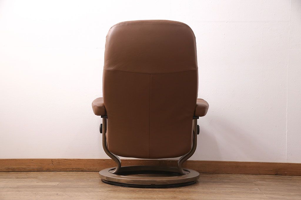 中古 展示美品 2019年製 本革 EKORNES(エコーネス) コンサルシリーズ Mサイズ オットマン付きストレスレスチェア(リクライニングチェア、一人掛けソファ、アームチェア)(定価約23万円)(R-051384)