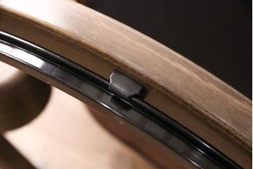 中古 展示美品 2019年製 本革 EKORNES(エコーネス) コンサルシリーズ Mサイズ オットマン付きストレスレスチェア(リクライニングチェア、一人掛けソファ、アームチェア)(定価約23万円)(R-051384)