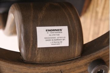 中古 展示美品 2019年製 本革 EKORNES(エコーネス) コンサルシリーズ Mサイズ オットマン付きストレスレスチェア(リクライニングチェア、一人掛けソファ、アームチェア)(定価約23万円)(R-051384)