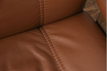 中古　展示美品　2019年製　本革　EKORNES(エコーネス)　コンサルシリーズ　Mサイズ　オットマン付きストレスレスチェア(リクライニングチェア、一人掛けソファ、アームチェア)(定価約23万円)(R-051384)