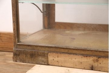 アンティーク家具　ナラ材　コレクションケースとしてもおすすめの卓上ガラスケース(ガラスショーケース、陳列棚、店舗什器)(R-051385)