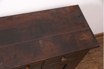 中古　松本民芸家具　和・洋どちらの空間にも合わせやすいシックなサイドボード(収納棚、戸棚、カウンターテーブル、キャビネット)(R-051386)