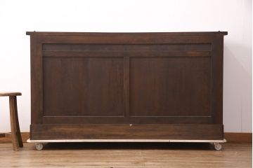 中古　松本民芸家具　和・洋どちらの空間にも合わせやすいシックなサイドボード(収納棚、戸棚、カウンターテーブル、キャビネット)(R-051386)