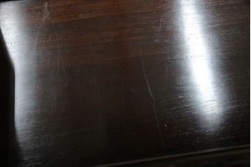 和製ヴィンテージ　ビンテージ家具　国産　手造り　漆塗りが美しいカリン材製の飾り棚(茶棚、茶箪笥、収納棚、戸棚、花梨材)(定価約40万円)(R-051388)