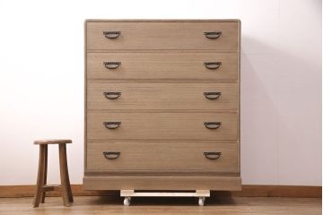 中古　美品　国産　素朴な木肌に引手が映える手造りの総桐箪笥(並厚、桐たんす)(小袖タンス、引き出し、チェスト、桐たんす)(R-051389)