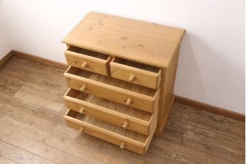中古　美品　PENNY WISE(ペニーワイズ)　パイン材　希少!絶版品!カントリースタイルの空間づくりに活躍するチェスト(引き出し、サイドチェスト)(定価約14万円)(R-051392)