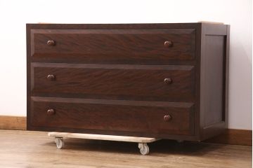 中古　美品　松本民芸家具　天板リメイク　深い色合いのシックなチェスト(サイドボード、引き出し、洋服タンス)(R-051401)