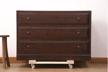 中古　美品　松本民芸家具　天板リメイク　深い色合いのシックなチェスト(サイドボード、引き出し、洋服タンス、サイドチェスト)(R-051402)