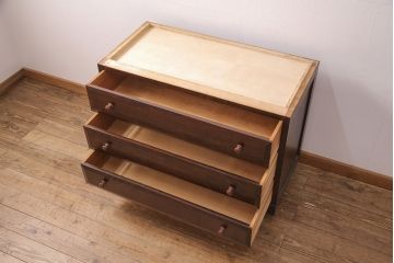 中古　美品　松本民芸家具　天板リメイク　深い色合いのシックなチェスト(サイドボード、引き出し、洋服タンス、サイドチェスト)(R-051402)