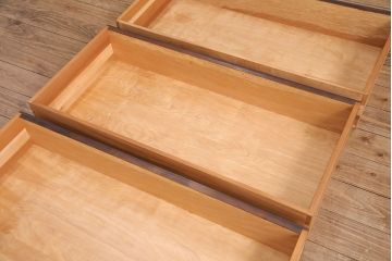 中古　美品　松本民芸家具　天板リメイク　深い色合いのシックなチェスト(サイドボード、引き出し、洋服タンス、サイドチェスト)(R-051402)