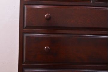 中古　美品　松本民芸家具　シックな佇まいが落ち着いた空間を演出するシンプルなA型整理箪笥(引き出し、チェスト)(R-051404)