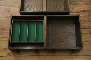 イギリスヴィンテージ　ビンテージ家具　ERCOL(アーコール)　クラシカルな佇まいが魅力的な希少モデルのサイドボード(収納棚、戸棚、キャビネット)(R-051407)