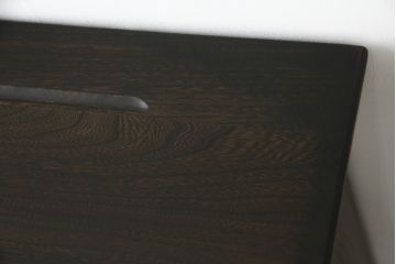 イギリスヴィンテージ　ビンテージ家具　ERCOL(アーコール)　クラシカルな佇まいが魅力的な希少モデルのサイドボード(収納棚、戸棚、キャビネット)(R-051407)