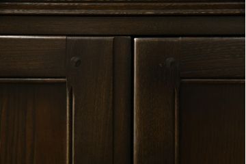 イギリスヴィンテージ　ビンテージ家具　ERCOL(アーコール)　クラシカルな佇まいが魅力的な希少モデルのサイドボード(収納棚、戸棚、キャビネット)(R-051407)