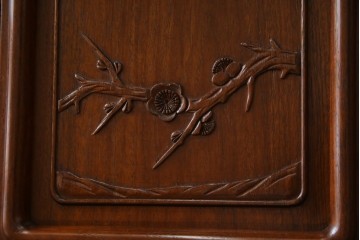 中古　美品　伝統工芸家具　中澤唐木製　漆塗りが上品な雰囲気を漂わせるカリン材製の飾り棚(茶棚、収納棚、戸棚、花梨材)(R-051408)