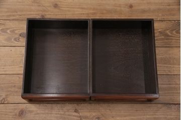 中古　美品　伝統工芸家具　中澤唐木製　漆塗りが上品な雰囲気を漂わせるカリン材製の飾り棚(茶棚、収納棚、戸棚、花梨材)(R-051408)