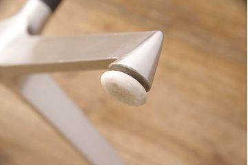 和製ヴィンテージ　ビンテージ家具　天童木工(Tendo)　モダンな佇まいのサイドテーブル(オケージョナルテーブル、コーヒーテーブル、机)(R-051411)