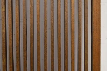 アンティーク建具　昭和中期　タモ材　和モダンの空間づくりにもおすすめ!情緒あふれる格子戸2枚セット(窓、引き戸)(R-051412)