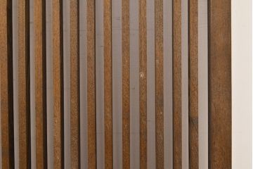 アンティーク建具　昭和中期　タモ材　和モダンの空間づくりにもおすすめ!情緒あふれる格子戸2枚セット(窓、引き戸)(R-051412)