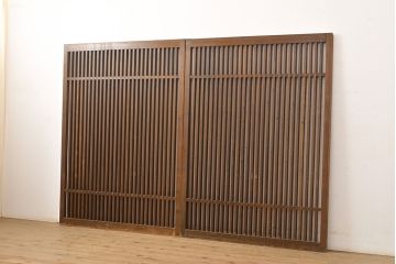 アンティーク建具　昭和中期　タモ材　和モダンの空間づくりにもおすすめ!情緒あふれる格子戸2枚セット(窓、引き戸)(R-051413)