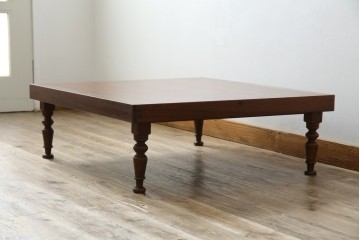 和製アンティーク　総ケヤキ材　挽き物の脚が目を惹く角ちゃぶ台 　(R-051423)