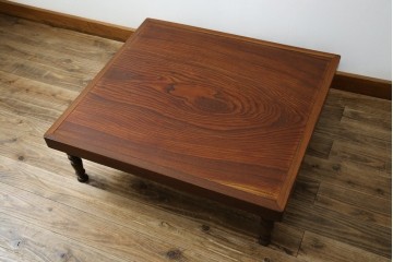 和製アンティーク　総ケヤキ材　挽き物の脚が目を惹く角ちゃぶ台 　(R-051423)