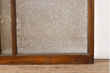 アンティーク建具　総ケヤキ材　希少!結霜ガラスがおしゃれな小振りのガラス戸2枚セット(窓、引き戸)(R-051425)